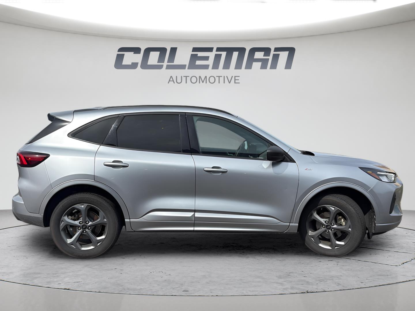 View vehicle photo 6