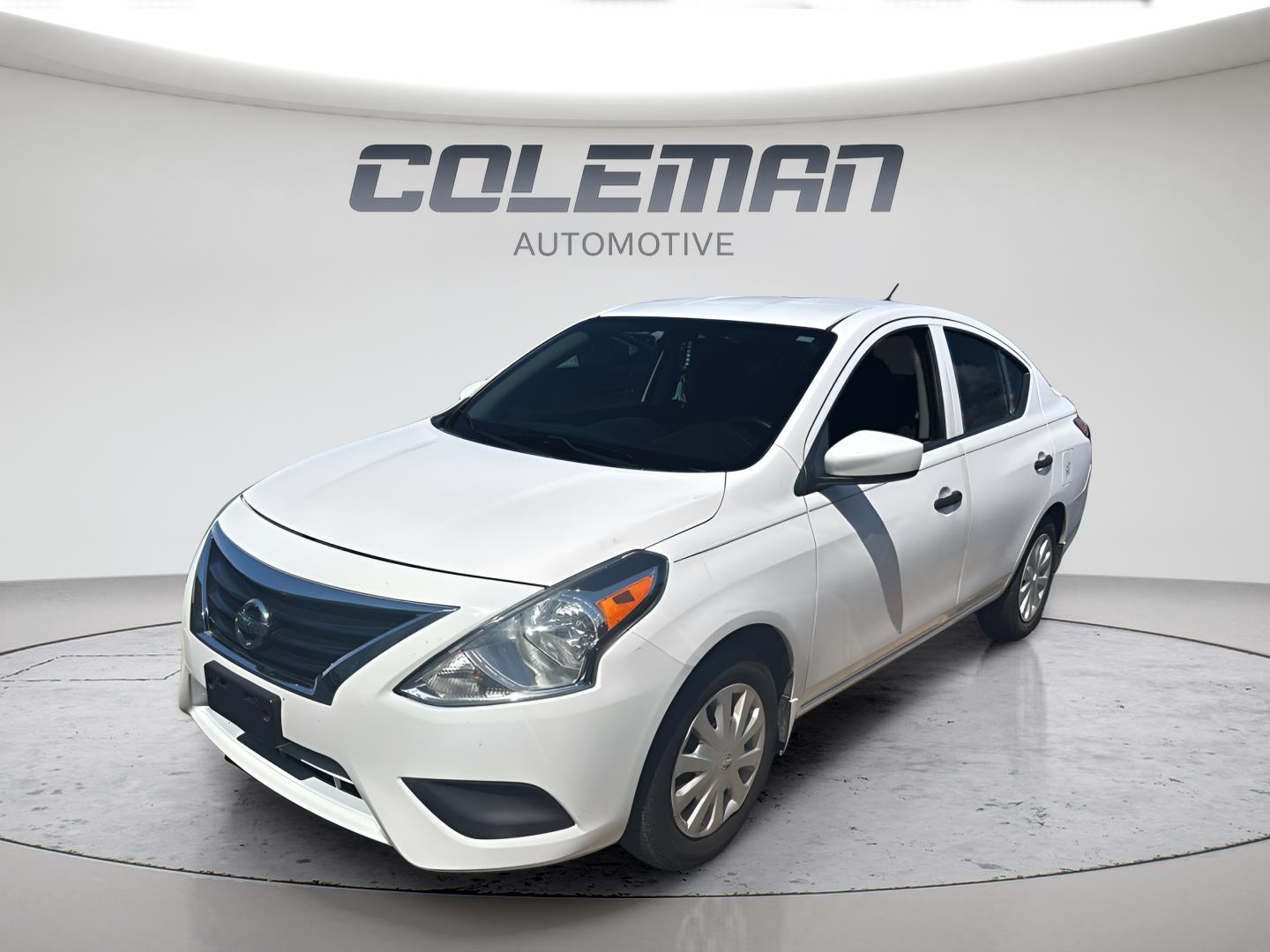 White (Fresh Powder) 2018 Nissan Versa Sedan Front-Wheel Drive Continuously Variable Transmission