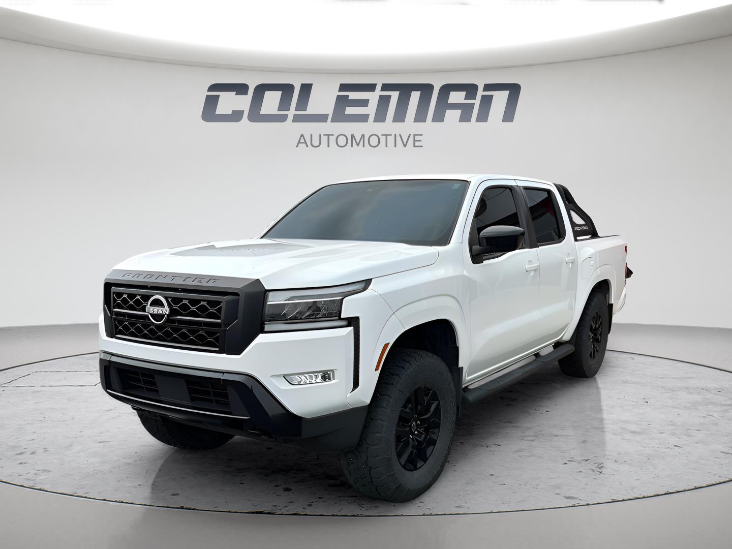 Glacier White 2023 Nissan Frontier Pickup Truck Four-Wheel Drive Automatic
