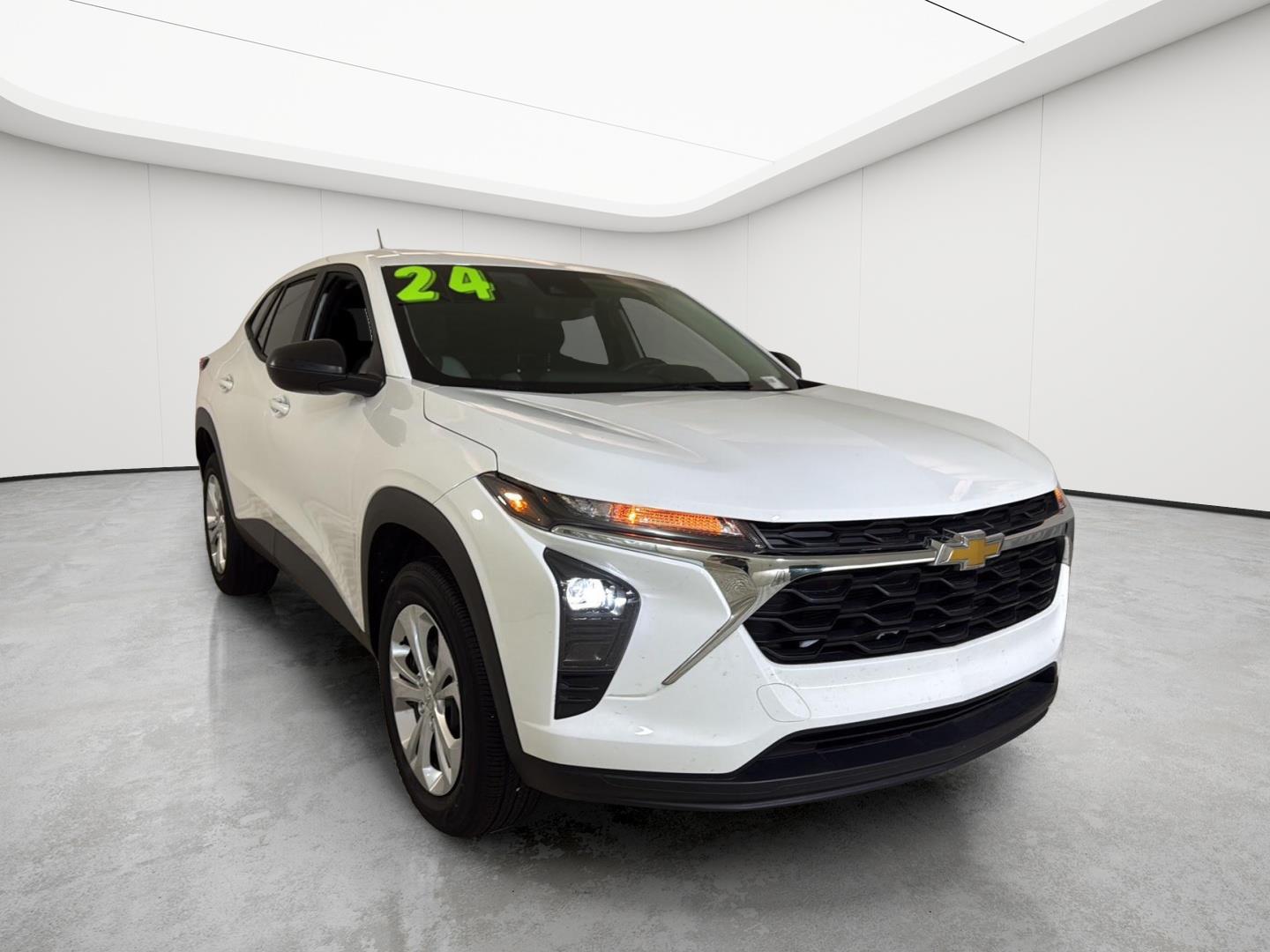 Summit White 2024 Chevrolet Trax SUV / Crossover Front-Wheel Drive 6-Speed Automatic