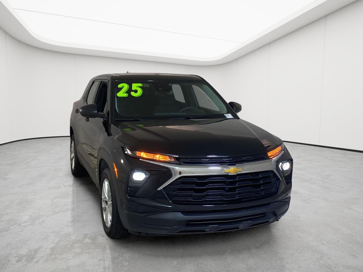 Mosaic Black Metallic 2025 Chevrolet Trailblazer SUV / Crossover Front-Wheel Drive Continuously Variable Transmission