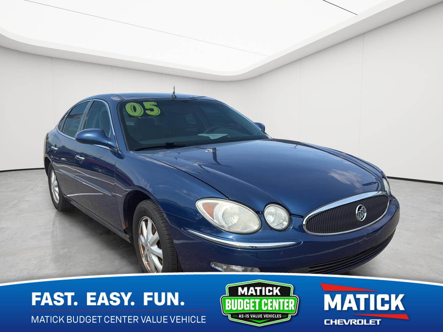 Deep Sapphire Metallic 2005 Buick LaCrosse Sedan Front-Wheel Drive 4-Speed Automatic Overdrive