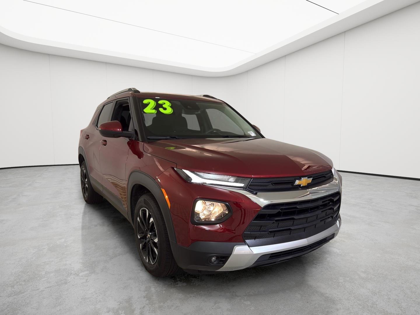 Red (Crimson Metallic) 2023 Chevrolet Trailblazer SUV / Crossover Front-Wheel Drive Continuously Variable Transmission