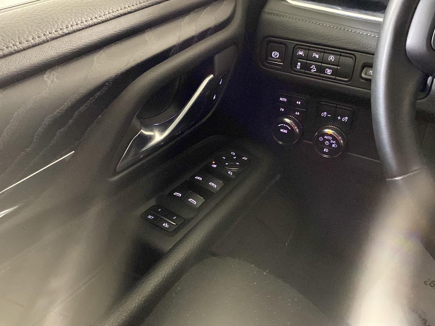 Onyx Black 2024 GMC Yukon SUV / Crossover Four-Wheel Drive Automatic