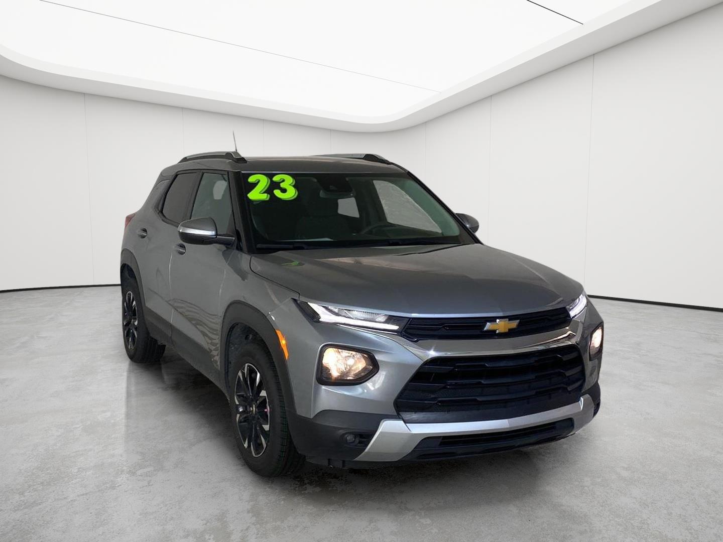 Sterling Gray Metallic 2023 Chevrolet Trailblazer SUV / Crossover Four-Wheel Drive 9-Speed Automatic