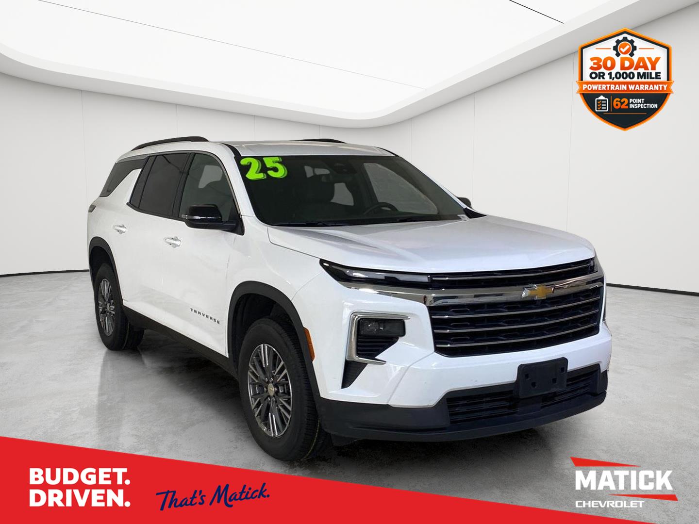 Summit White 2025 Chevrolet Traverse SUV / Crossover Front-Wheel Drive 8-Speed Automatic