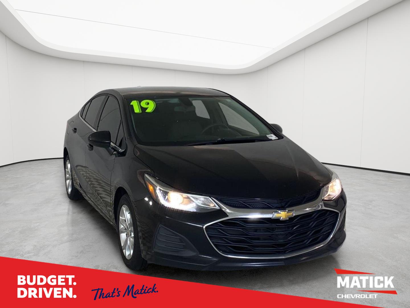 Mosaic Black Metallic 2019 Chevrolet Cruze Sedan Front-Wheel Drive 6-Speed Automatic