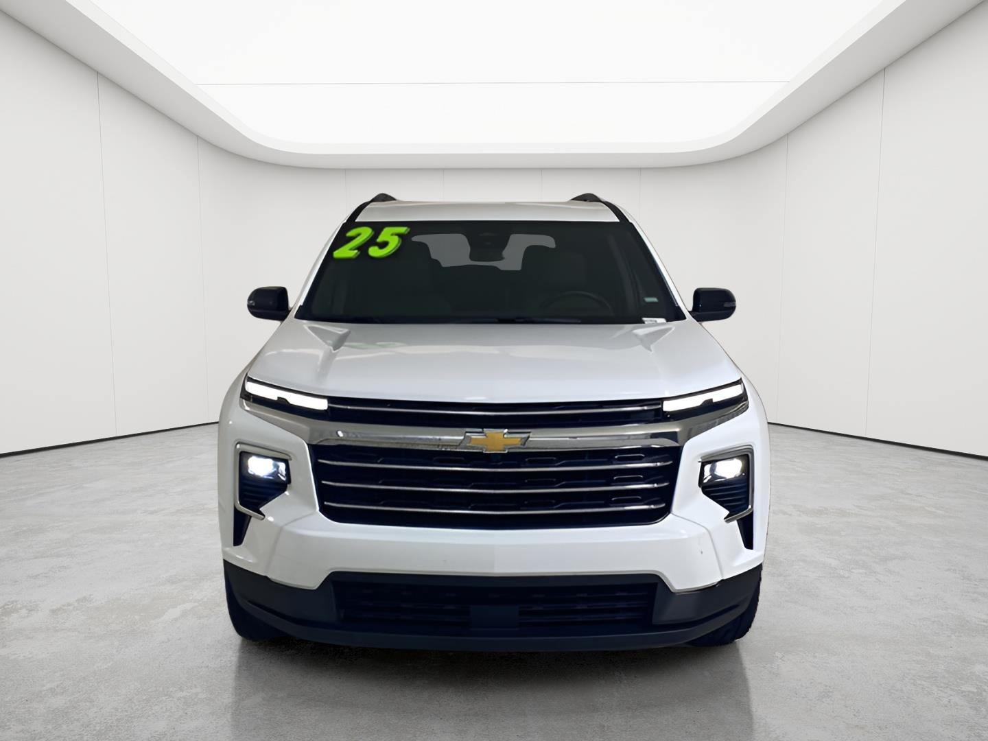 Summit White 2025 Chevrolet Traverse SUV / Crossover Front-Wheel Drive 8-Speed Automatic