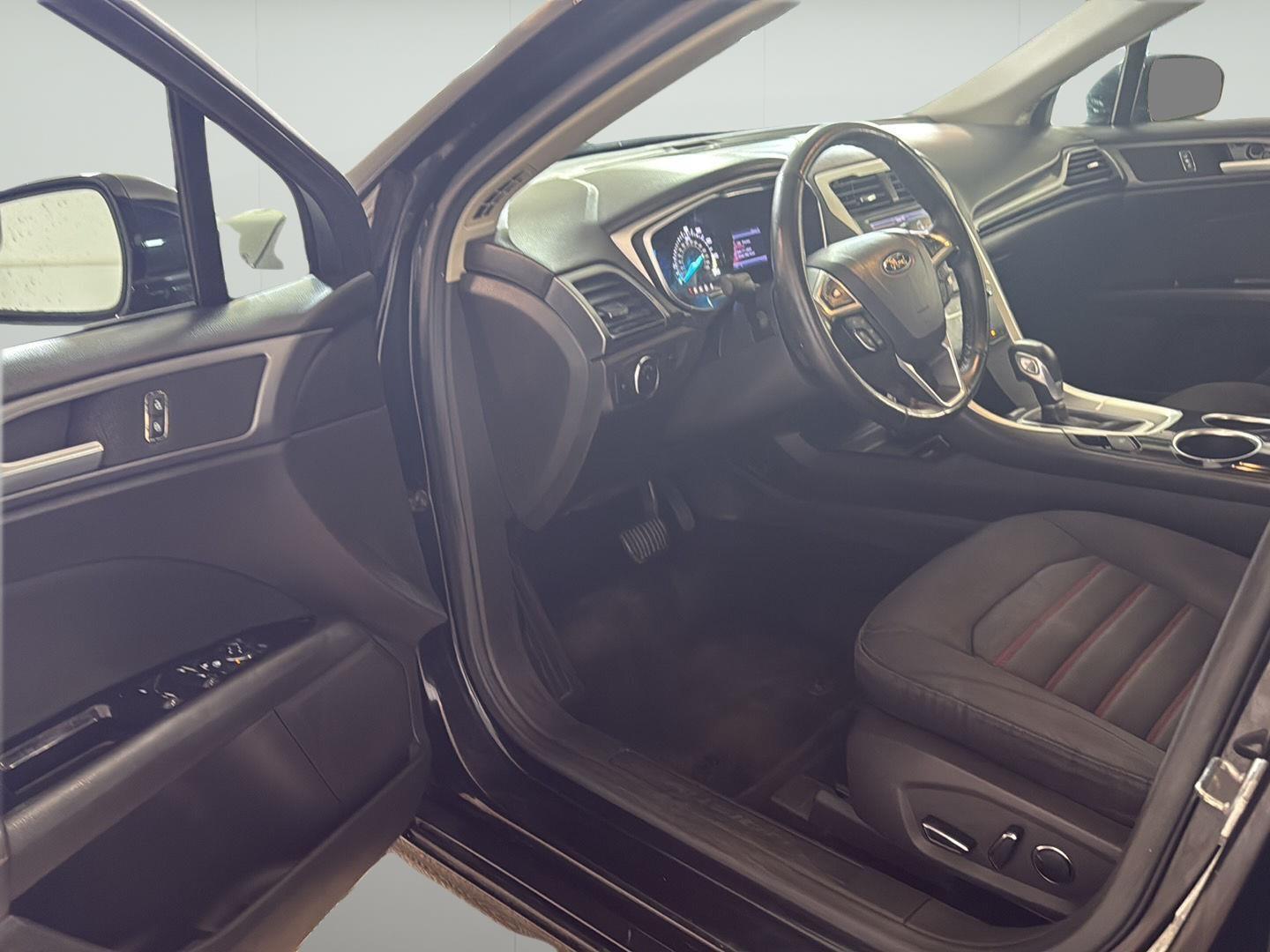 2013 Ford Fusion #8