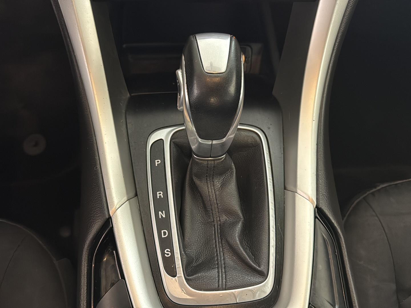 2013 Ford Fusion #25