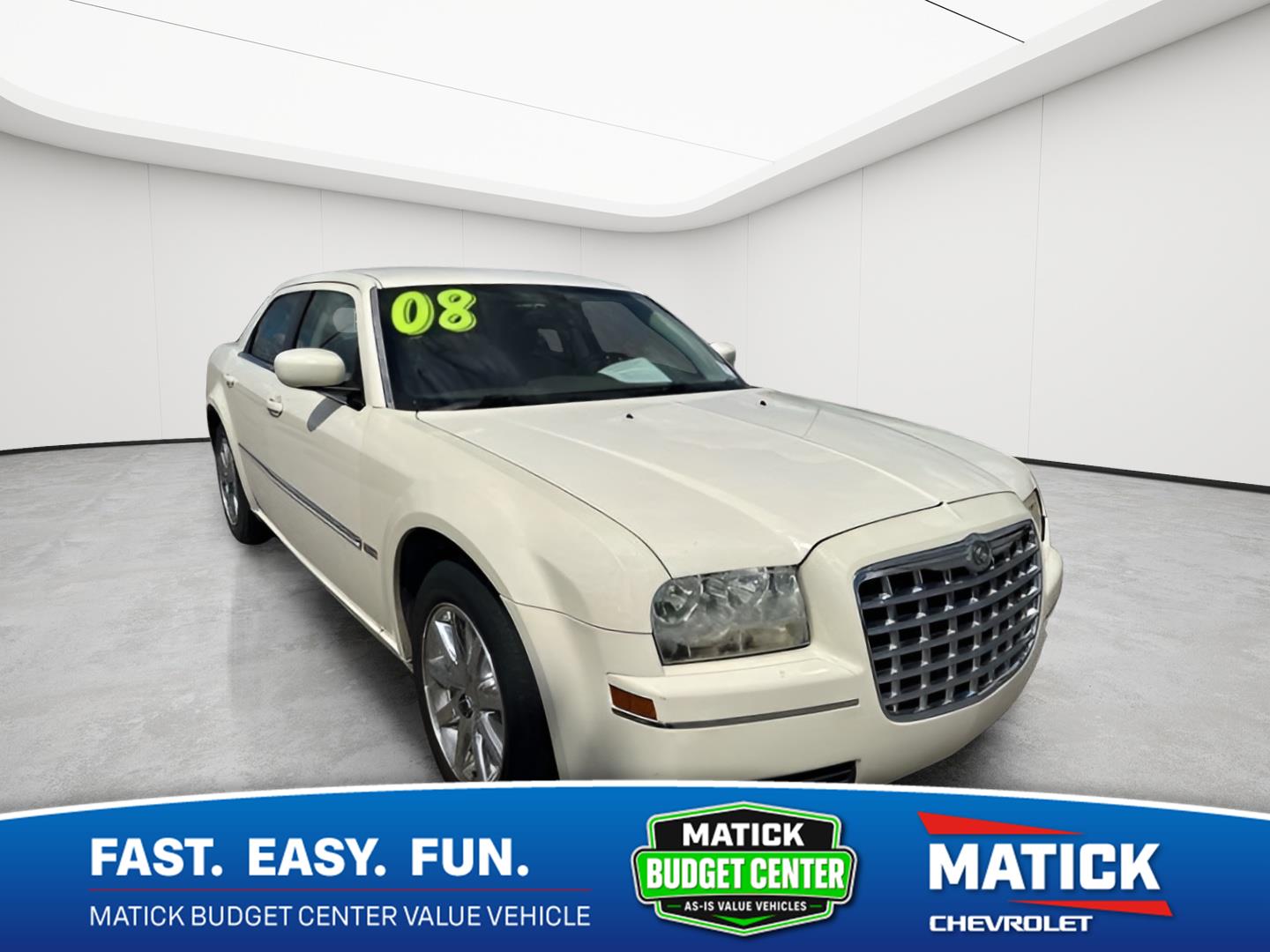 Cool Vanilla 2008 Chrysler 300 Sedan Rear-Wheel Drive 4-Speed Automatic