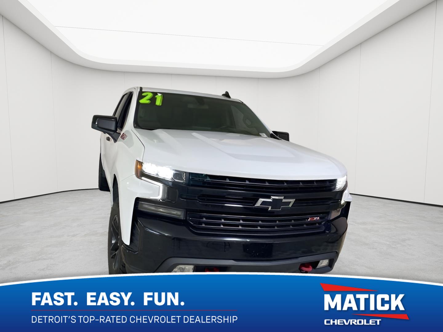 Summit White 2021 Chevrolet Silverado 1500 Pickup Truck Four-Wheel Drive Automatic
