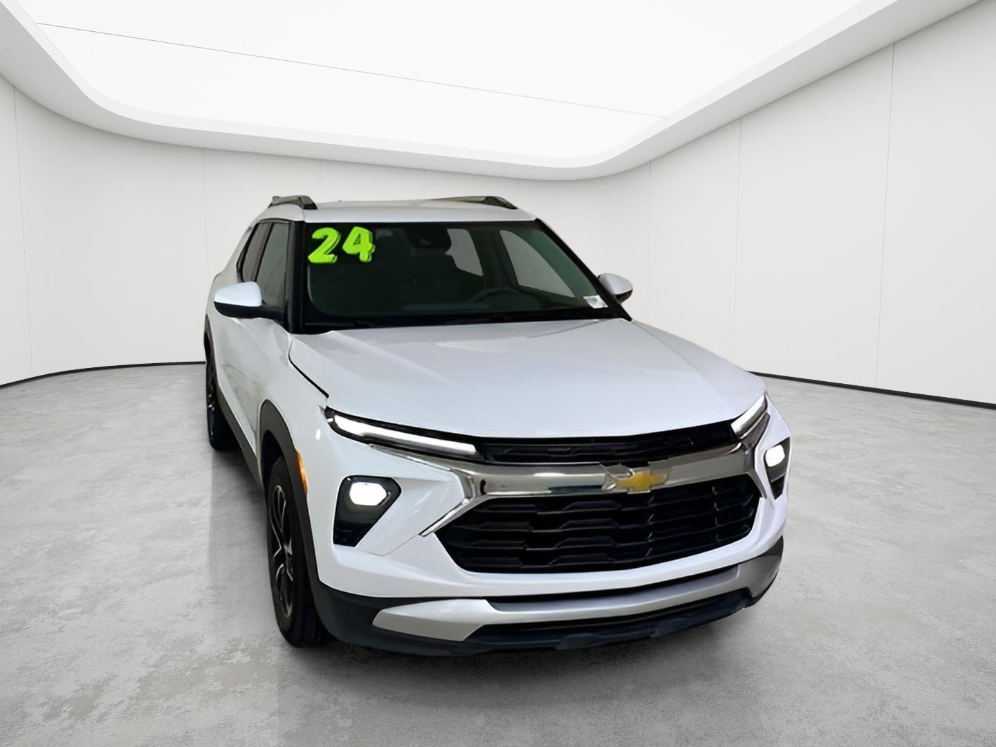 Summit White 2024 Chevrolet Trailblazer SUV / Crossover Front-Wheel Drive Continuously Variable Transmission