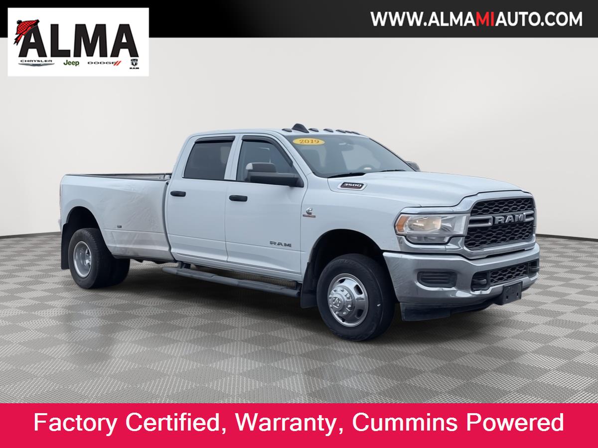 2019 RAM 3500 Tradesman Crew Cab LB DRW 4WD