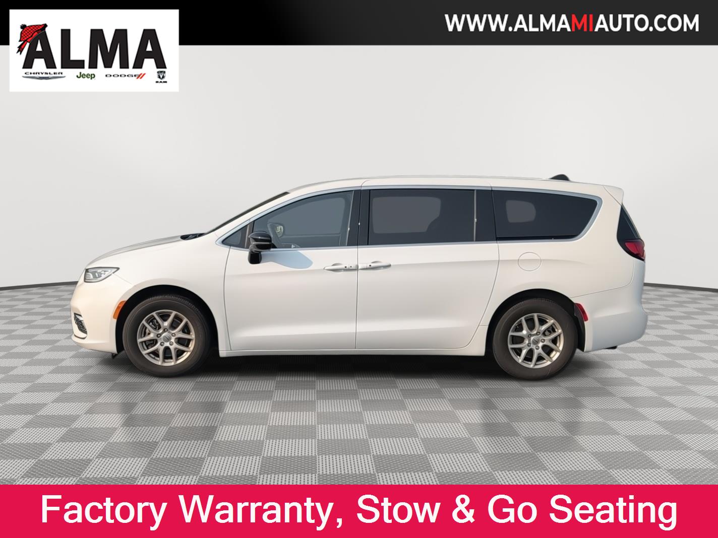 2024 Chrysler Pacifica Touring FWD