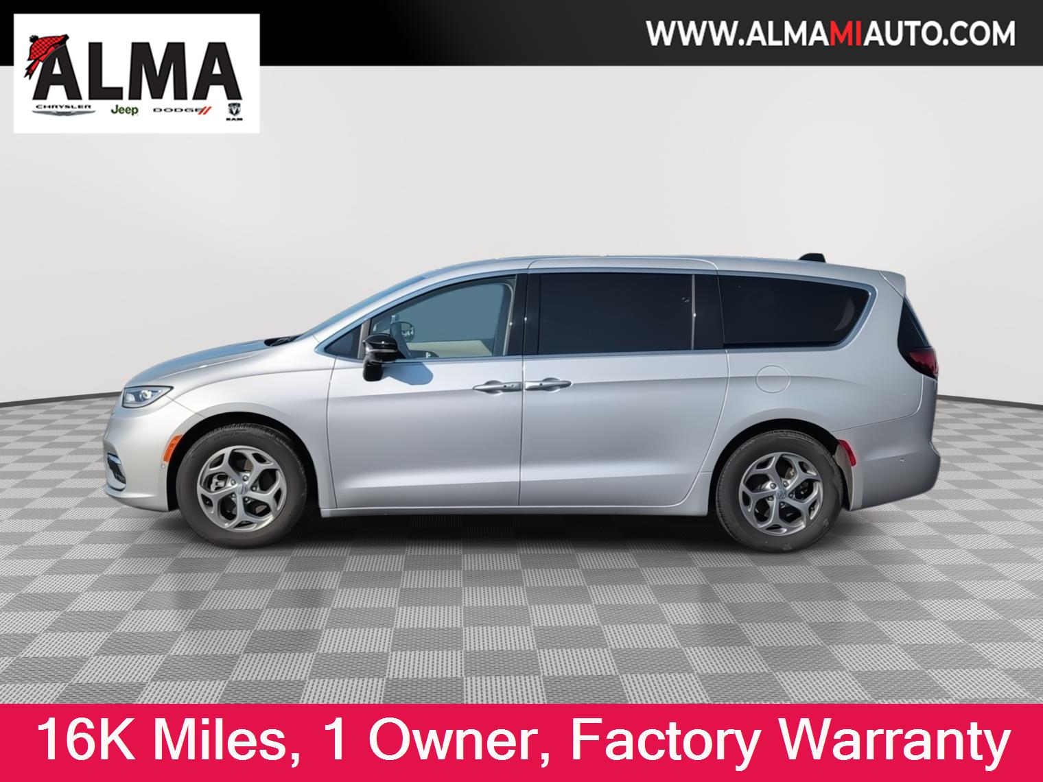 2024 Chrysler Pacifica Limited FWD