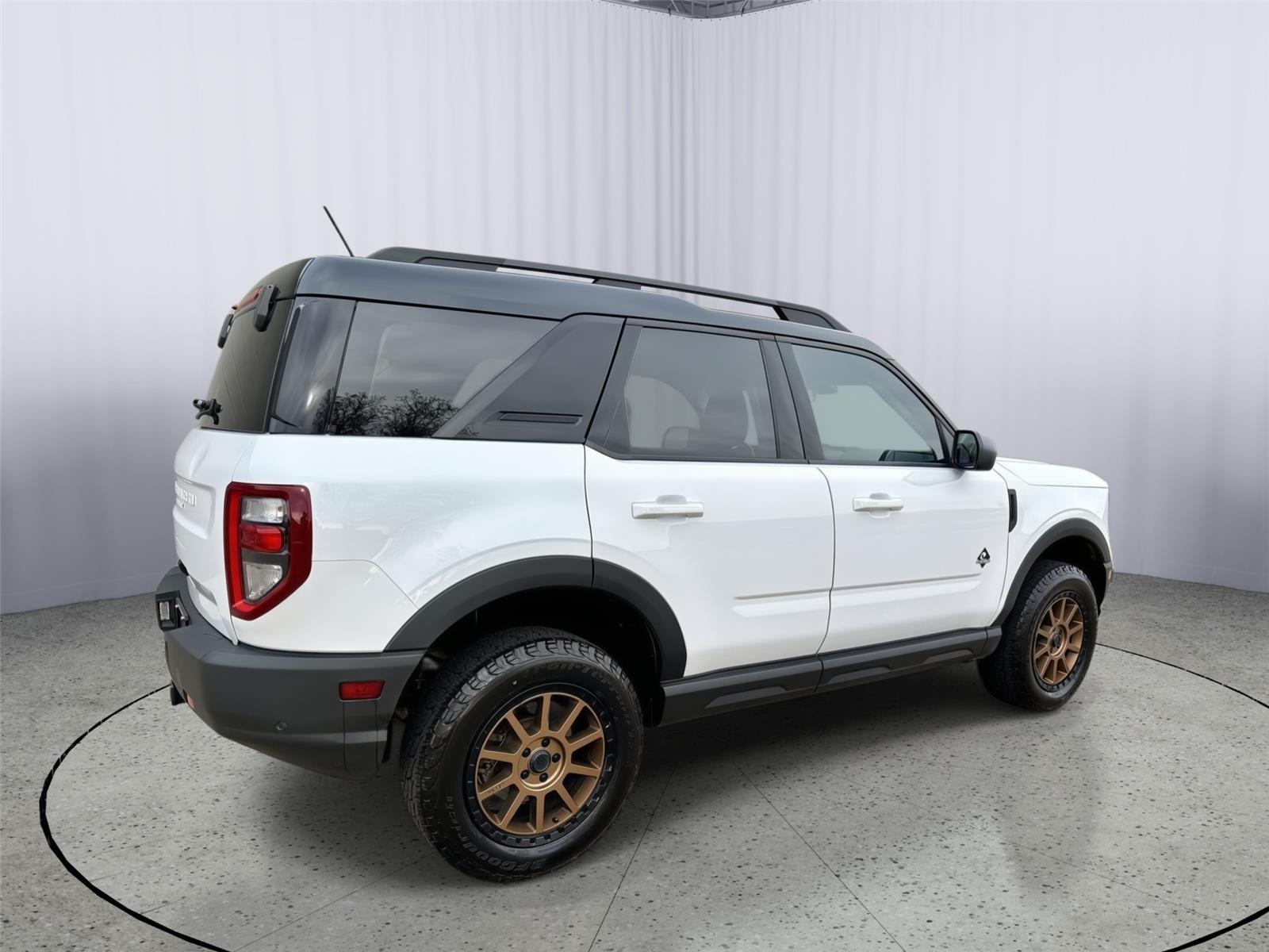 2021 Ford Bronco Sport Outer Banks photo 4