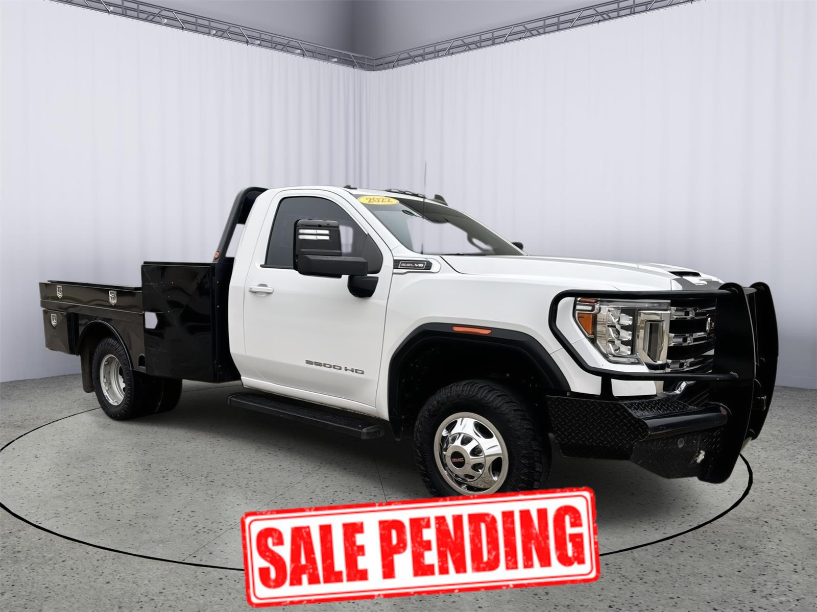 Summit White 2022 GMC Sierra 3500HD Chassis SLE Regular Cab 4WD Pickup Truck Four-Wheel Drive 6-Speed Automatic