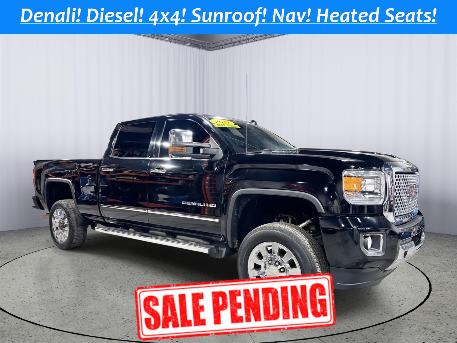 Onyx Black 2017 GMC Sierra 2500HD Denali Crew Cab SB 4WD Pickup Truck Four-Wheel Drive 6-Speed Automatic