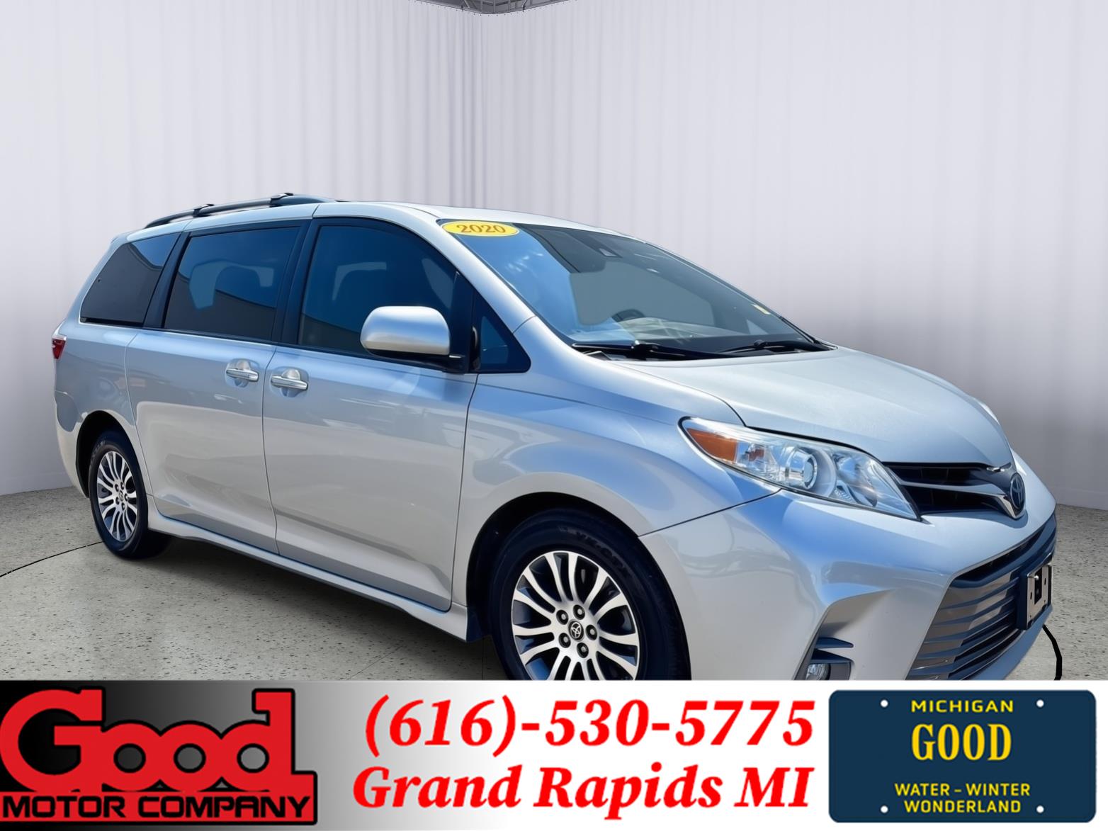  2020 Toyota Sienna XLE 7-Passenger FWD with Auto-Access Seat   