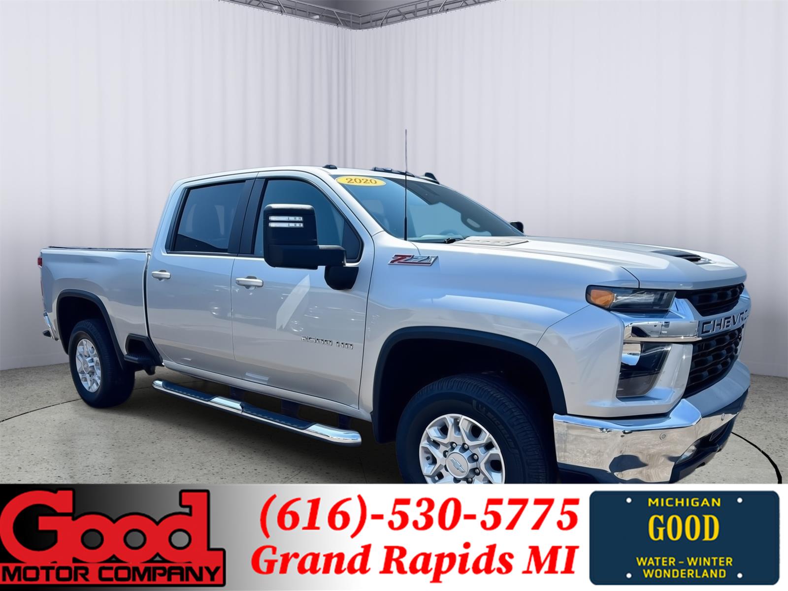 Silver Ice Metallic 2020 Chevrolet Silverado 2500HD Pickup Truck Four-Wheel Drive 6-Speed Automatic