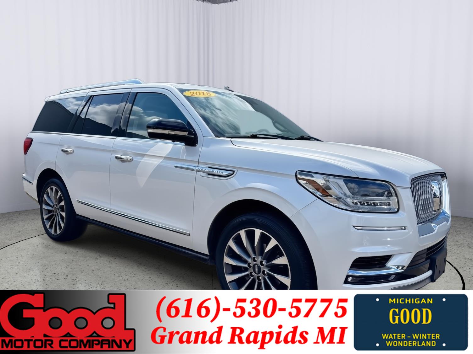 White Platinum Metallic Tri-Coat 2018 Lincoln Navigator SUV / Crossover Four-Wheel Drive Automatic