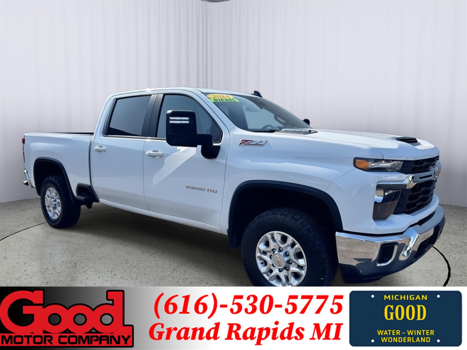 Summit White 2024 Chevrolet Silverado 2500HD Pickup Truck Four-Wheel Drive Automatic