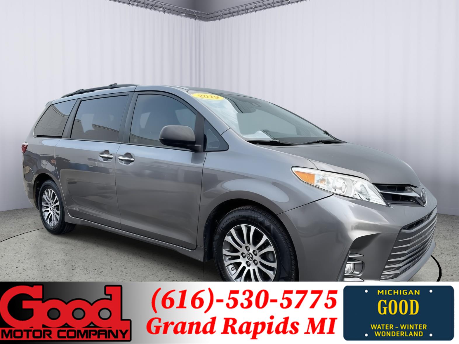 Predawn Gray Mica 2019 Toyota Sienna Minivan Front-Wheel Drive Automatic