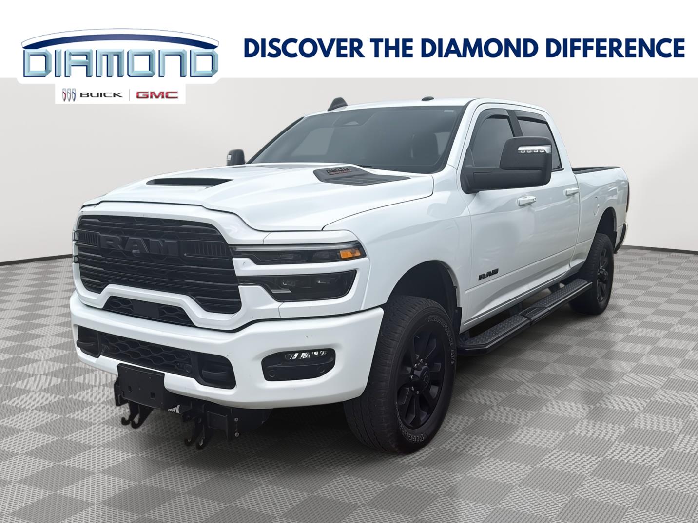 Bright White Clearcoat 2025 RAM 2500 Pickup Truck Four-Wheel Drive 8-Speed Automatic