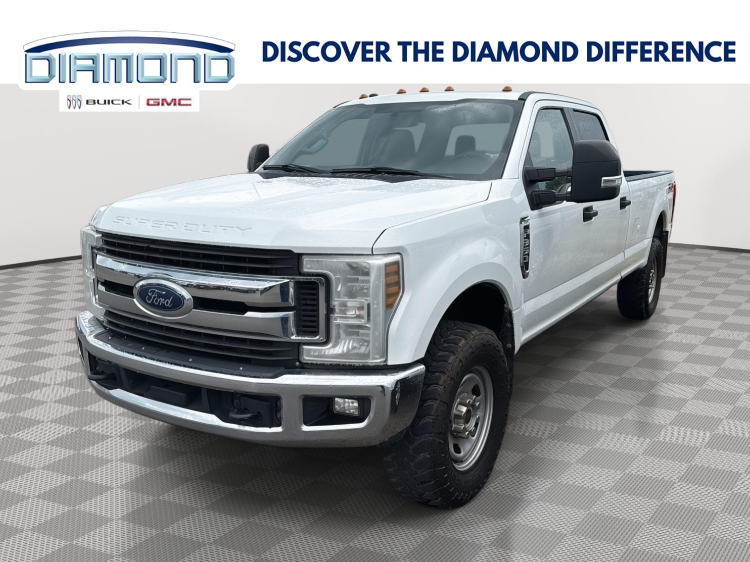 Oxford White 2019 Ford F-350 Super Duty Pickup Truck Four-Wheel Drive 6-Speed Automatic