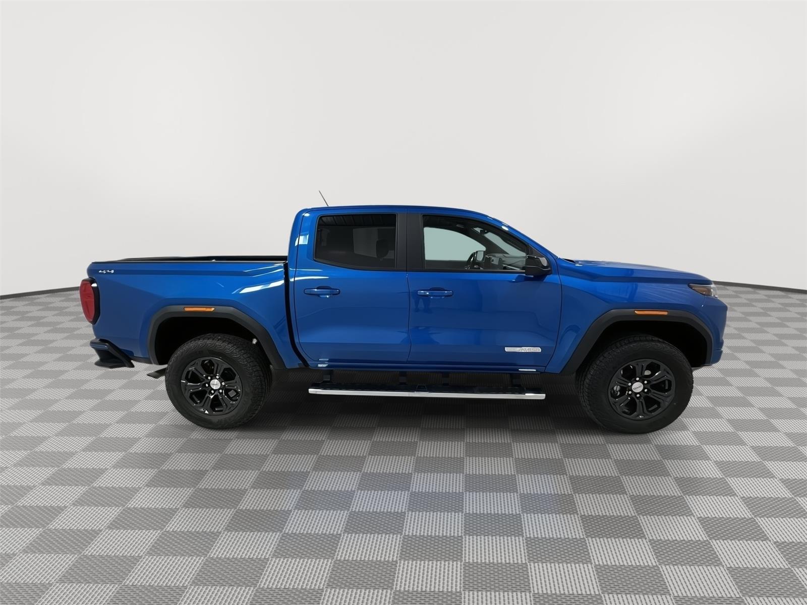 View vehicle photo 6