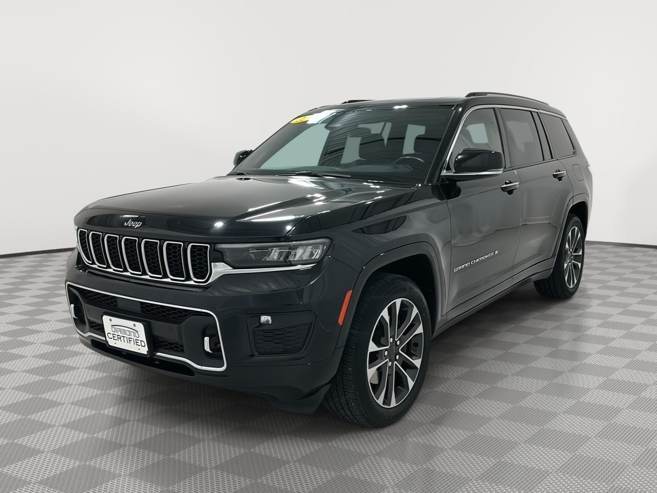 Diamond Black Crystal Pearlcoat 2022 Jeep Grand Cherokee L SUV / Crossover Four-Wheel Drive 8-Speed Automatic
