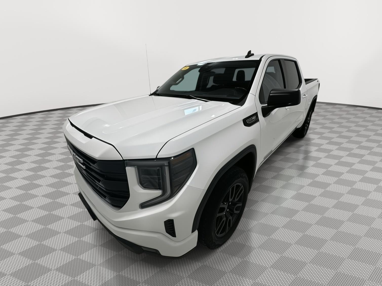 Summit White 2024 GMC Sierra 1500 Pickup Truck Four-Wheel Drive Automatic