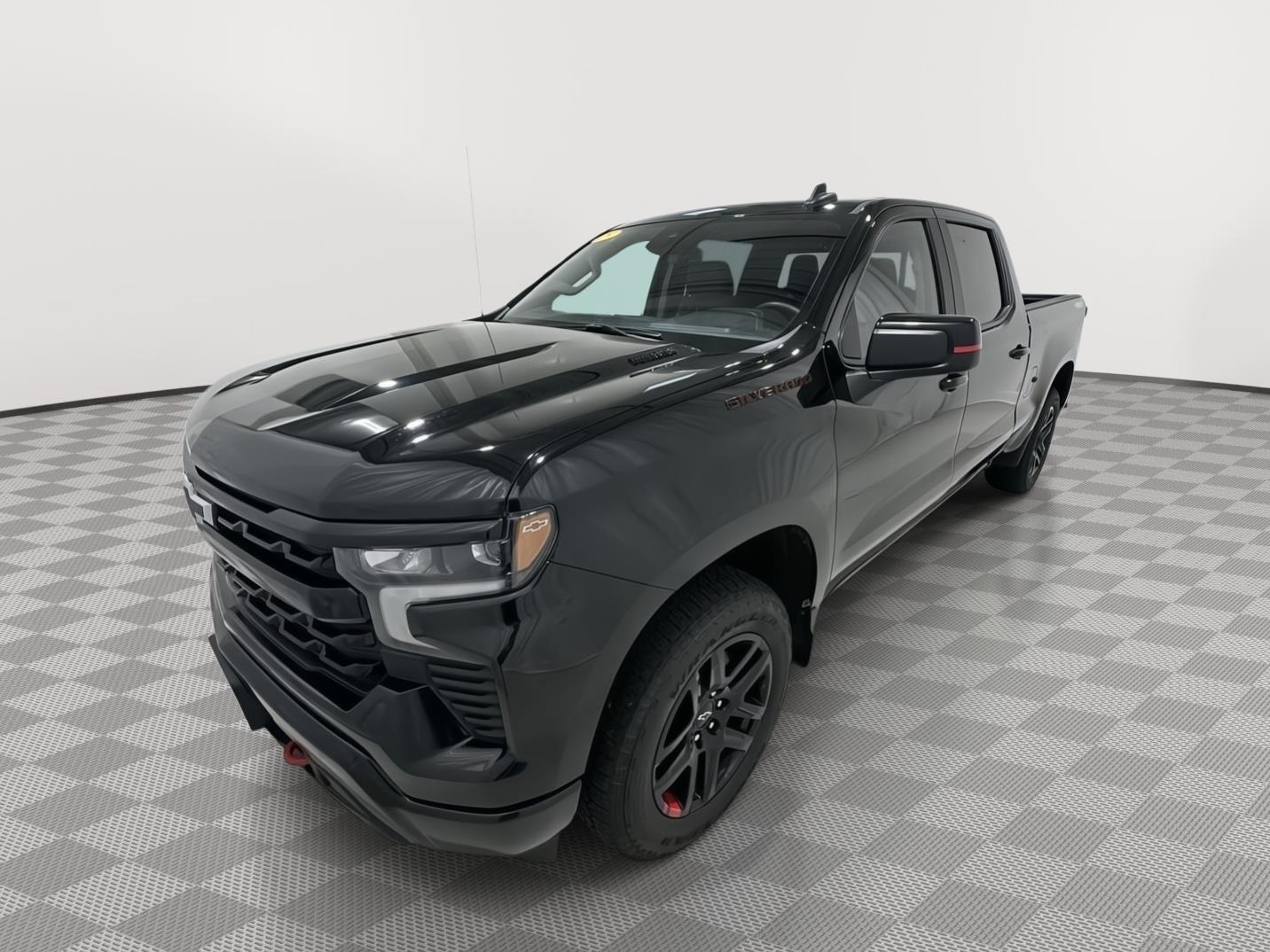 2025 Chevrolet Silverado 1500 RST Crew Cab 4WD