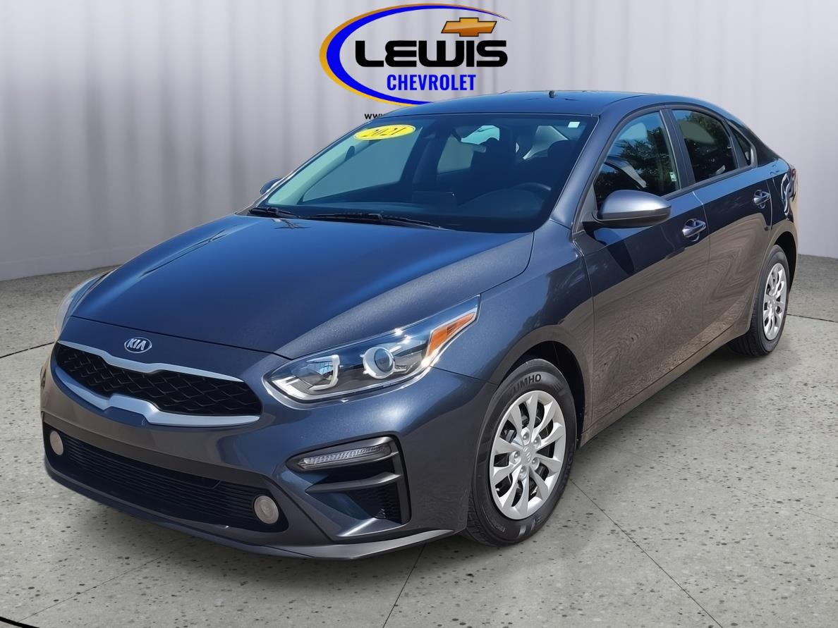 Gravity Gray 2021 Kia Forte Sedan Front-Wheel Drive Manual