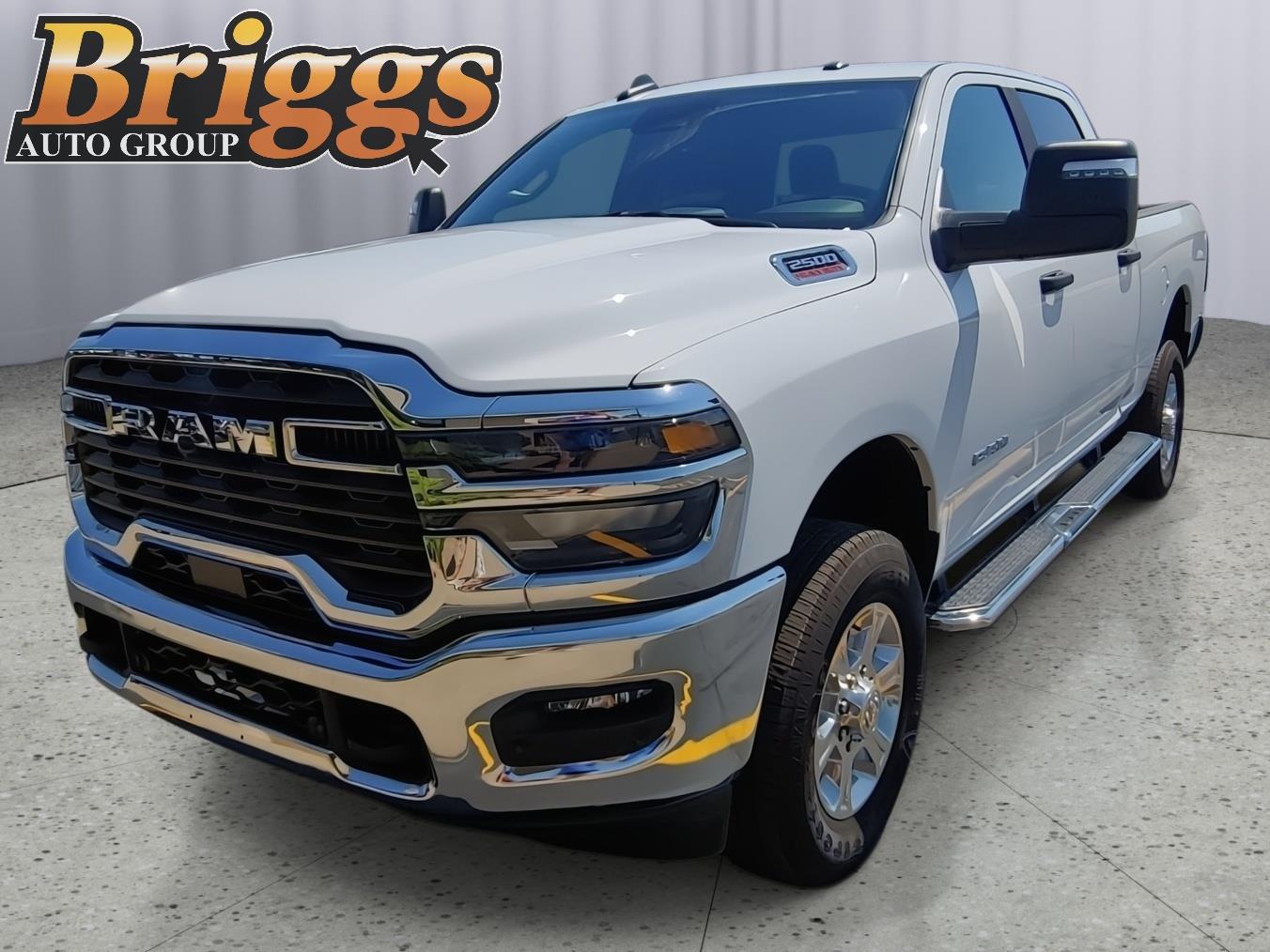 2025 RAM 2500 Big Horn Crew Cab 4WD    