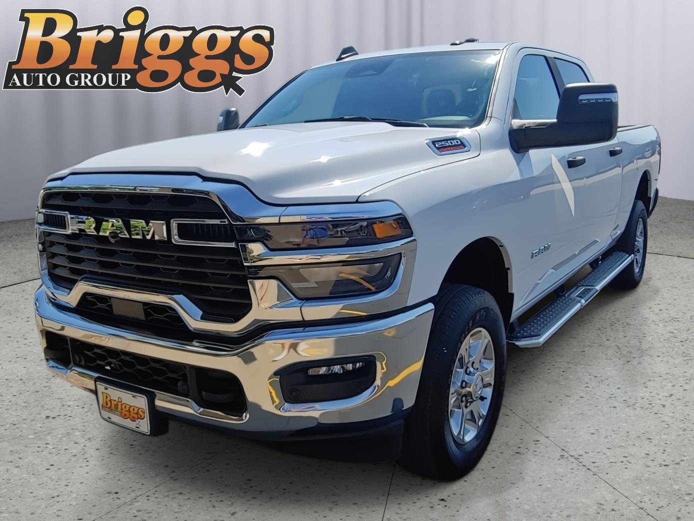 2025 RAM 2500 Big Horn Crew Cab 4WD    