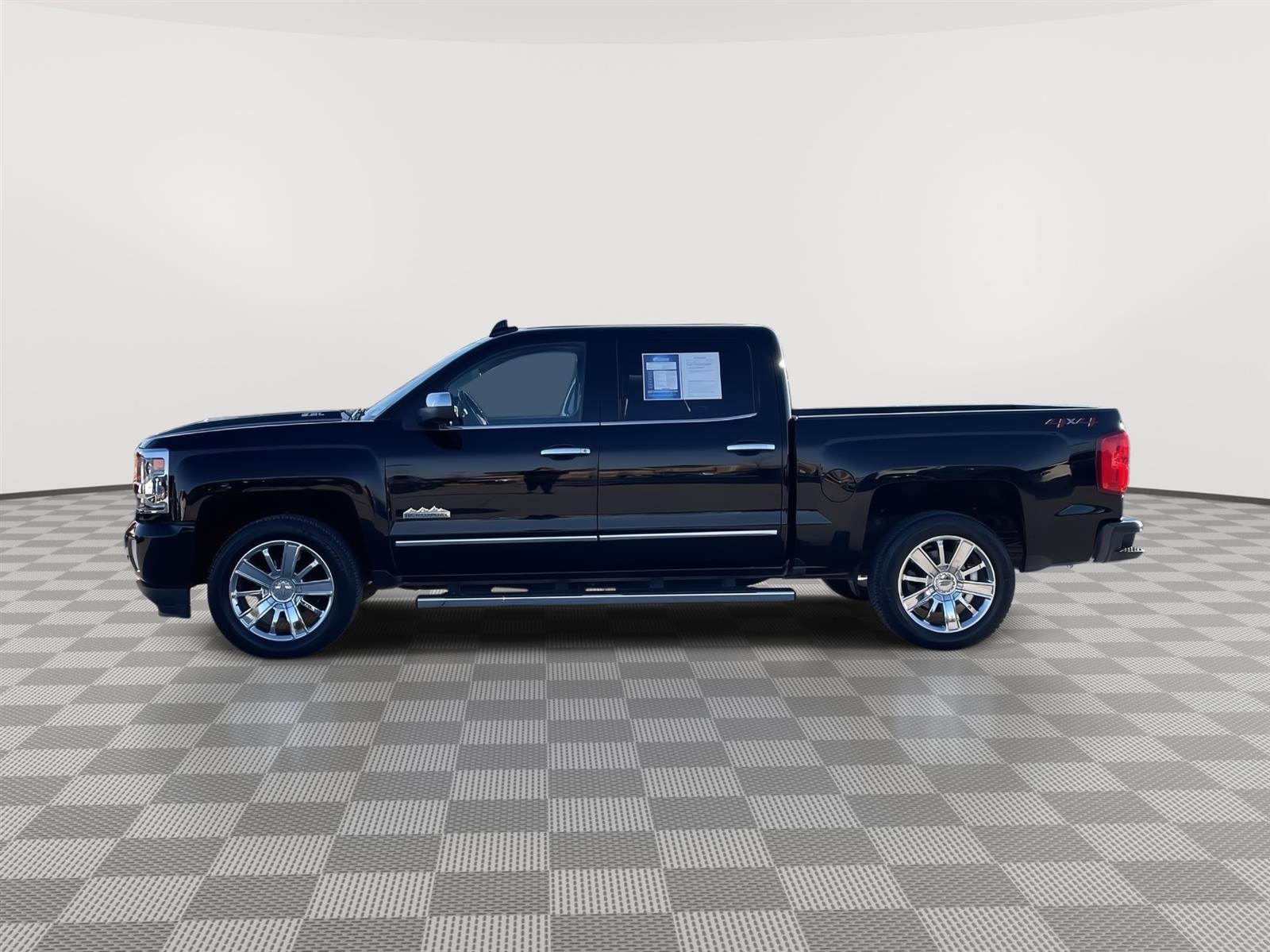 Used 2018 Chevrolet Silverado 1500 High Country Crew Cab Truck for sale in Lincoln NE