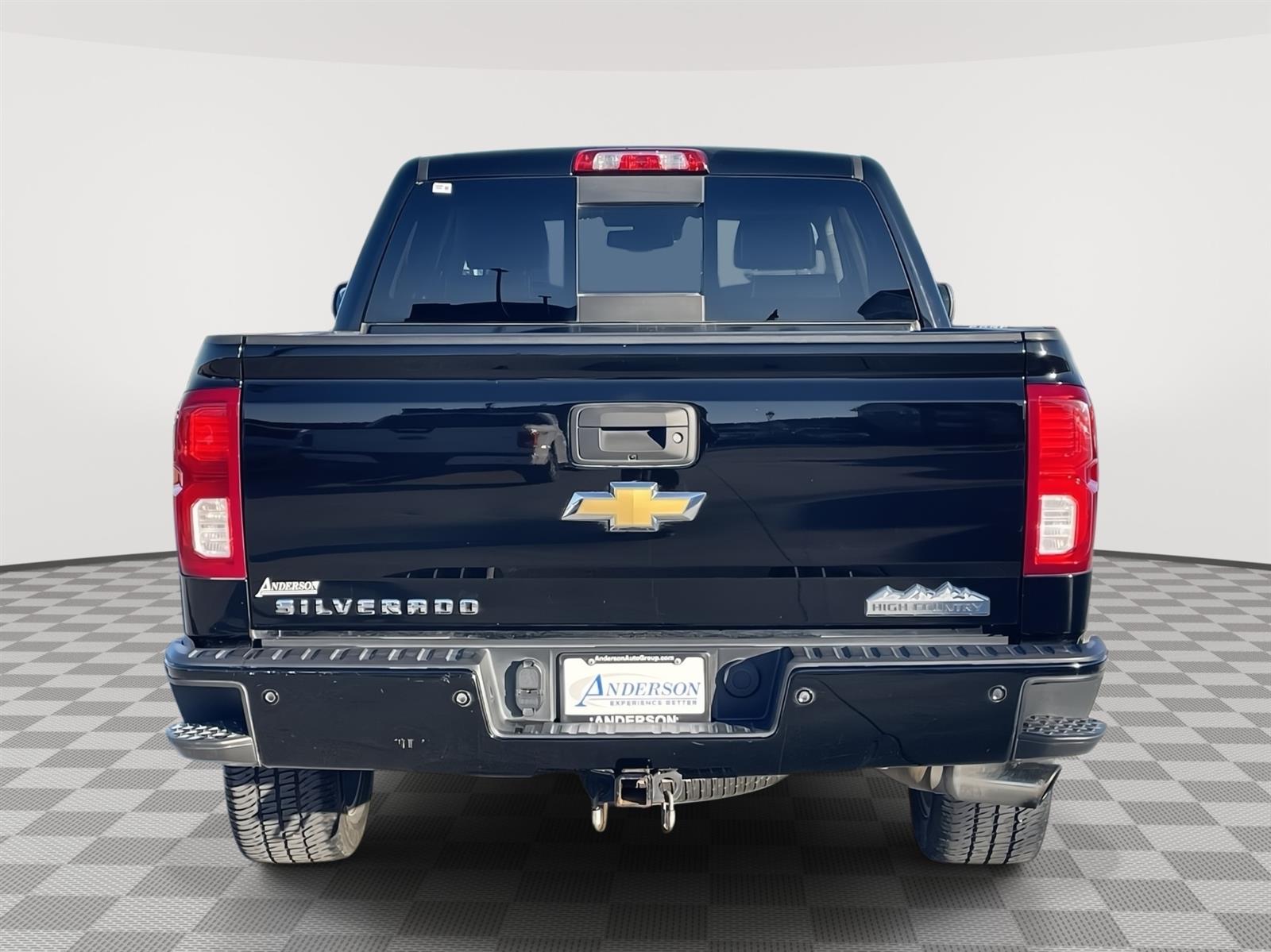 Used 2018 Chevrolet Silverado 1500 High Country Crew Cab Truck for sale in Lincoln NE