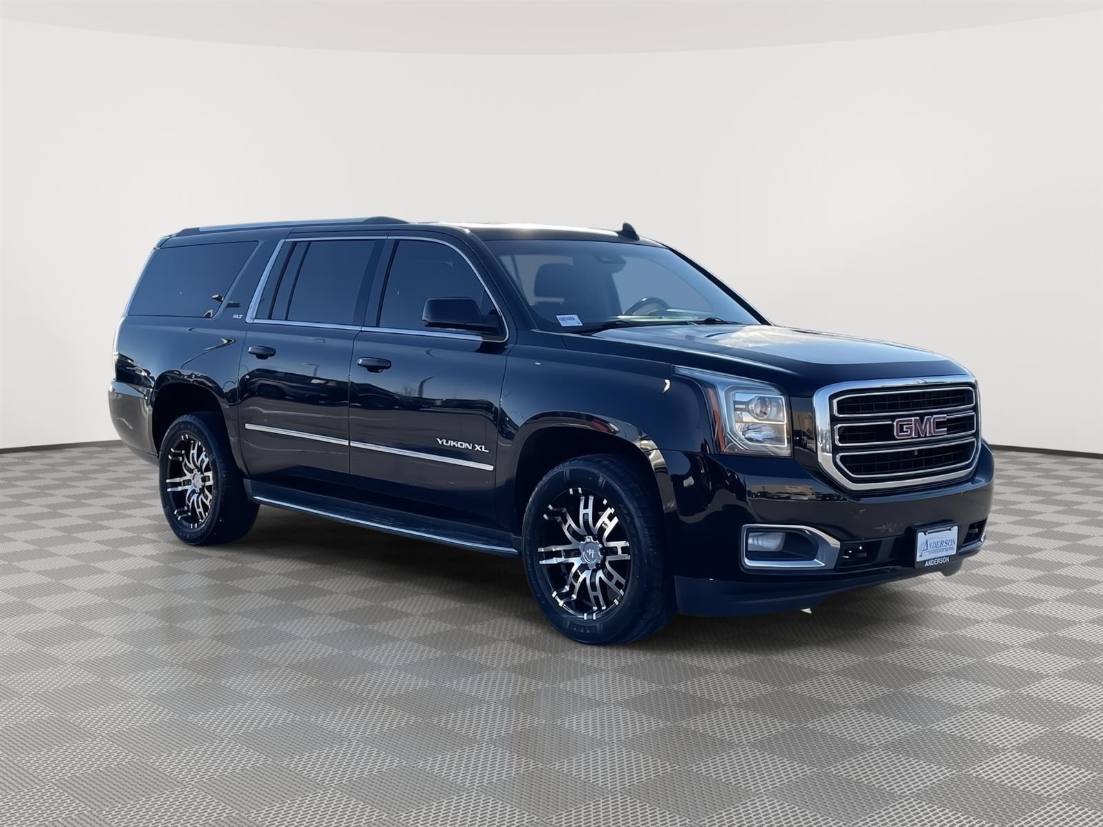 Used 2015 GMC Yukon XL SLT SUV for sale in Lincoln NE