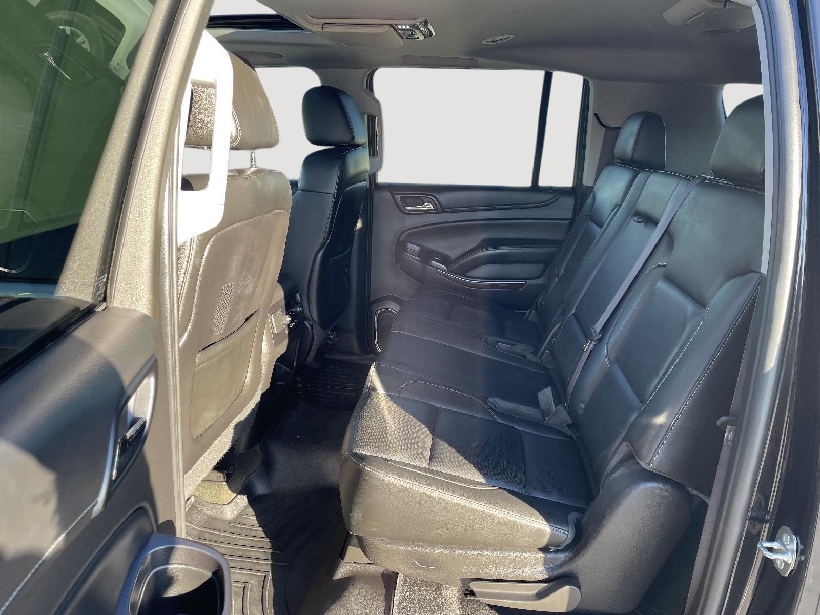 Used 2015 GMC Yukon XL SLT SUV for sale in Lincoln NE