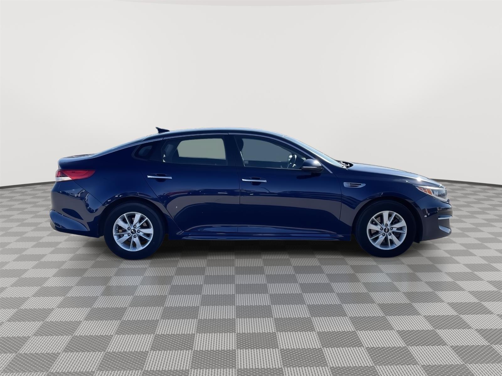 Used 2018 Kia Optima LX Sedan for sale in Lincoln NE