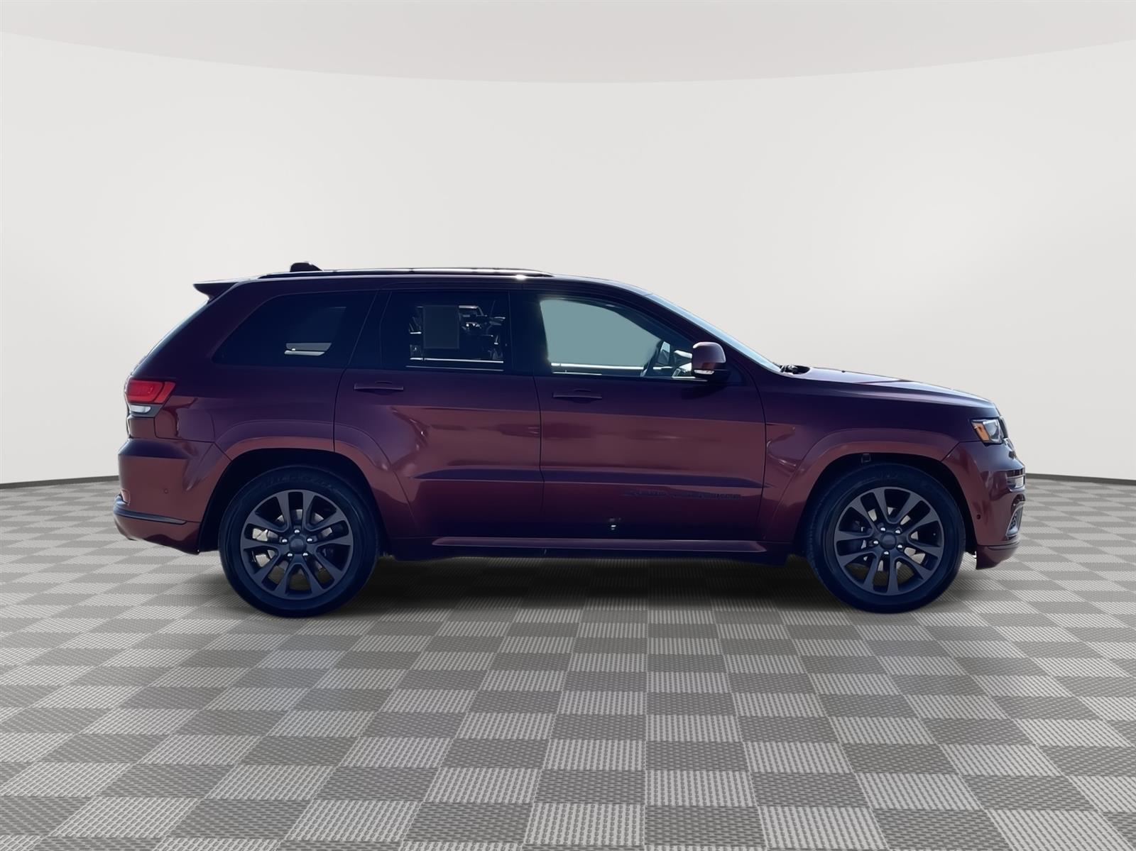 Used 2019 Jeep Grand Cherokee High Altitude SUV for sale in Lincoln NE