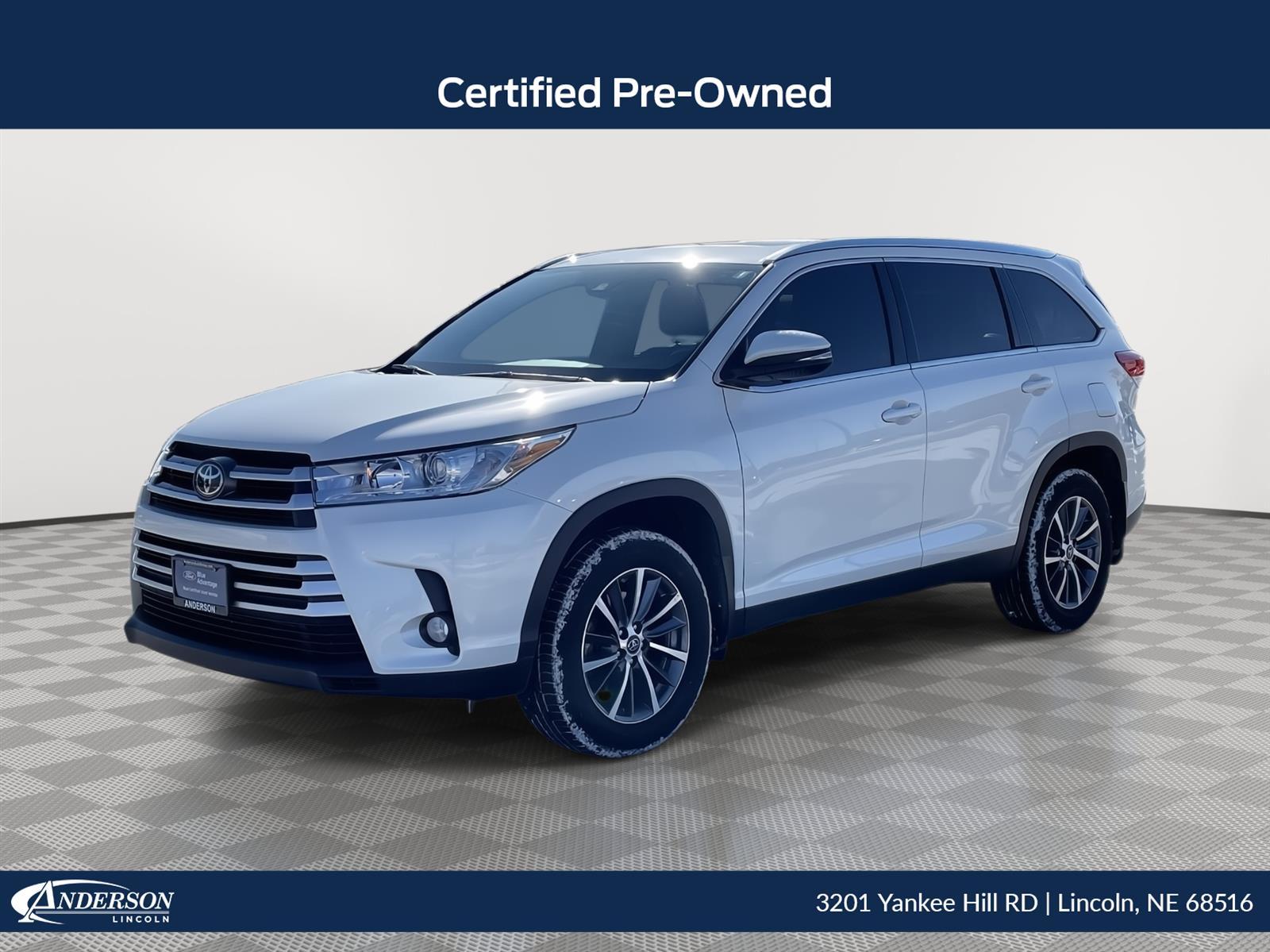 Used 2019 Toyota Highlander XLE Stock: 4002972A