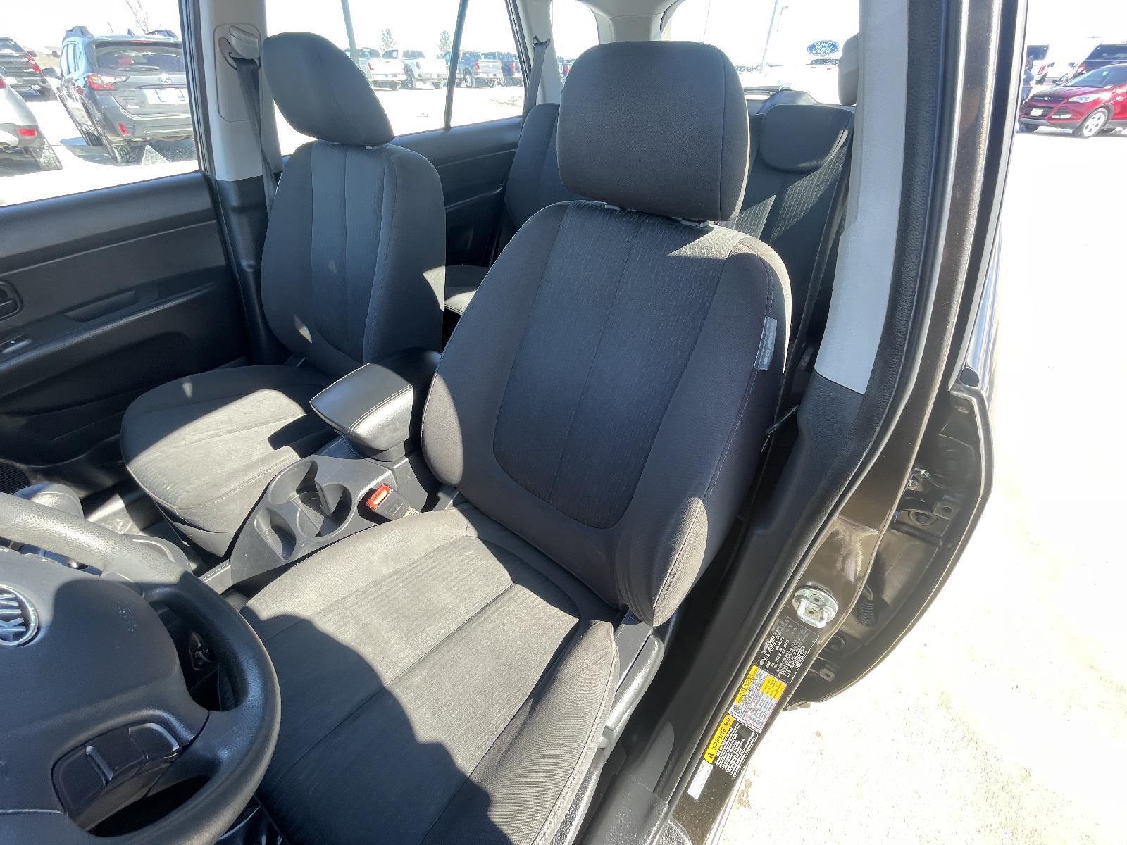 Used 2009 Kia Rondo LX 4 door for sale in Lincoln NE