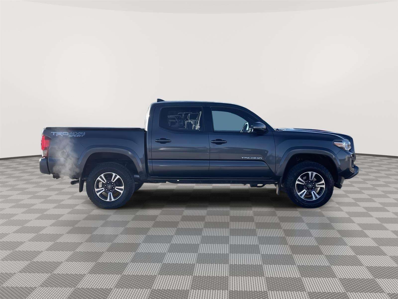 Used 2016 Toyota Tacoma TRD Sport Double Cab Truck for sale in Lincoln NE