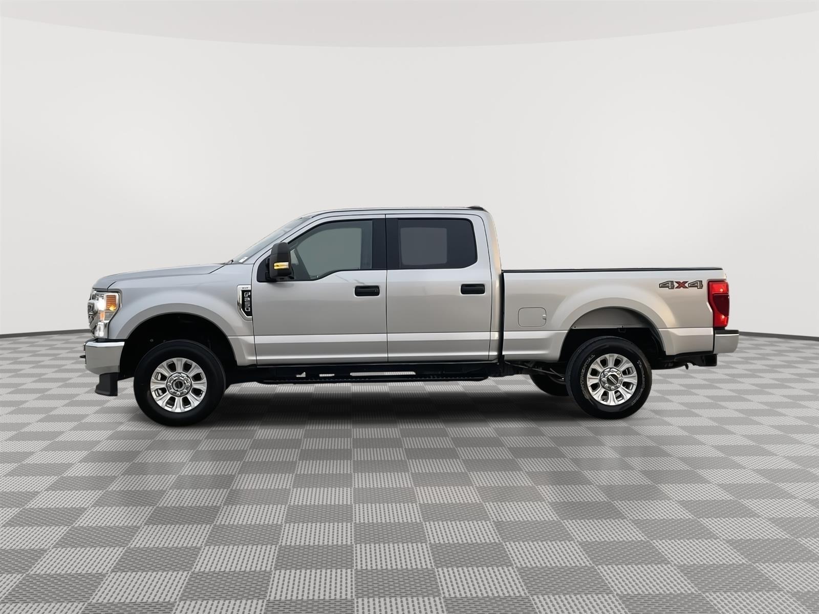 Used 2022 Ford Super Duty F-250 SRW XLT Crew Cab Truck for sale in Lincoln NE