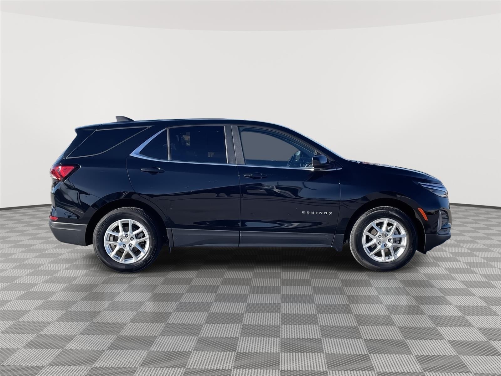 Used 2022 Chevrolet Equinox LT SUV for sale in Lincoln NE