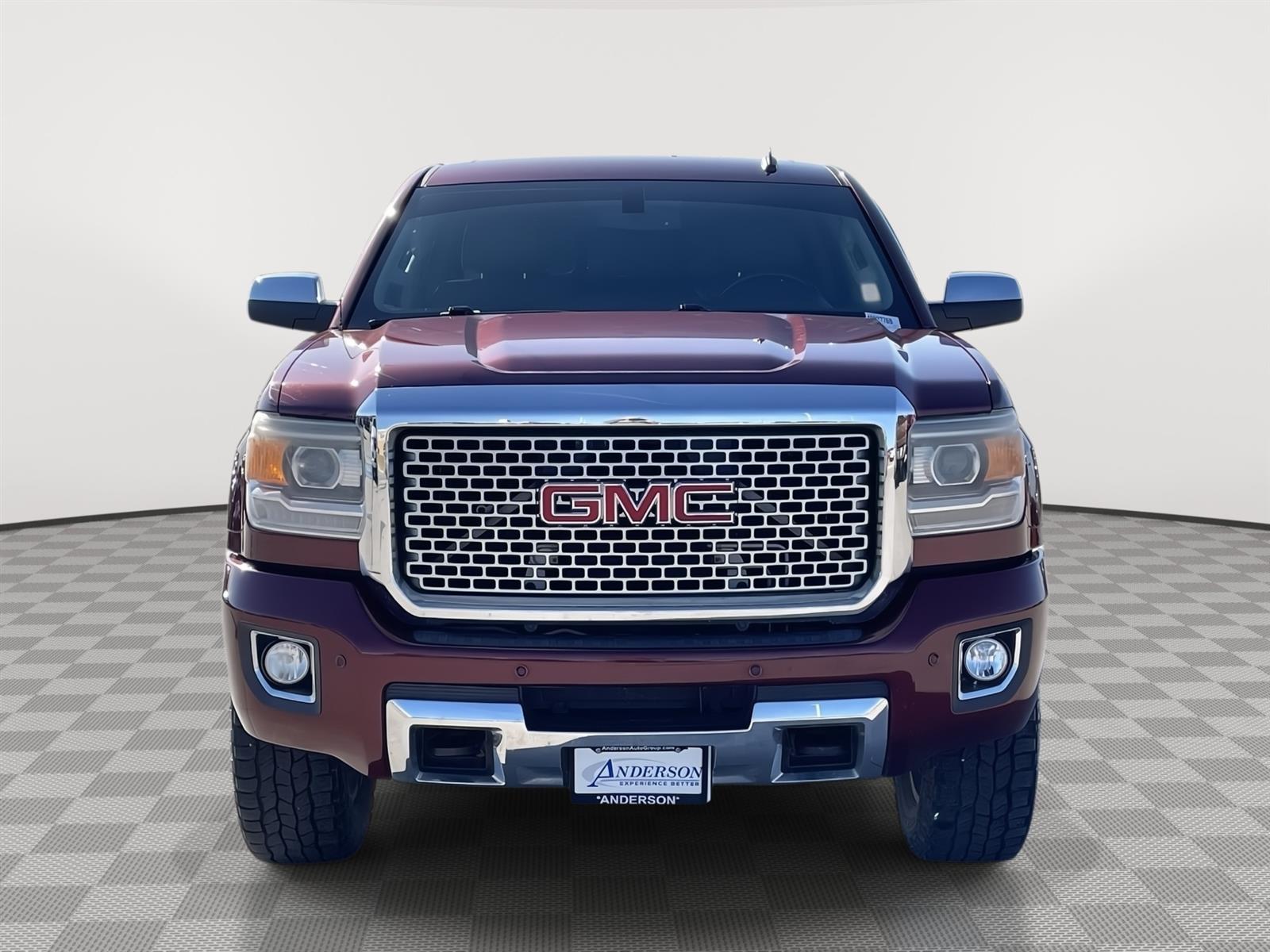 Used 2015 GMC Sierra 2500HD Denali Crew Cab Truck for sale in Lincoln NE