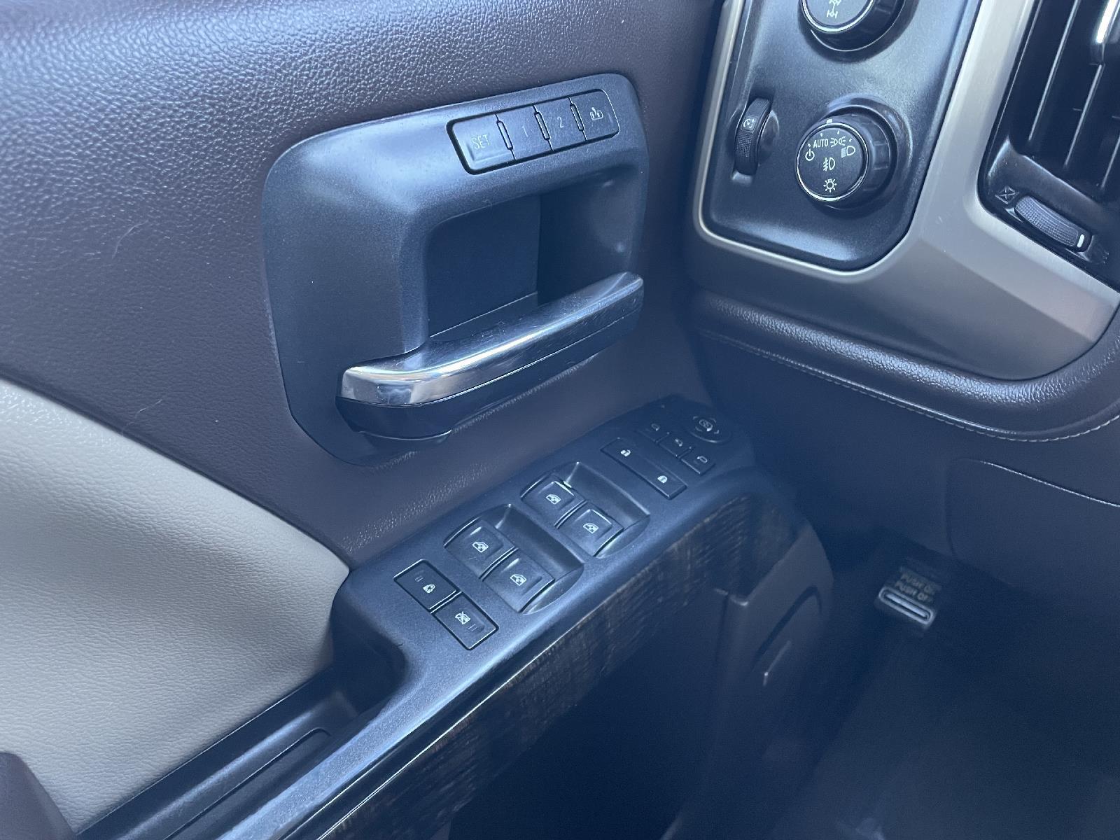 Used 2015 GMC Sierra 2500HD Denali Crew Cab Truck for sale in Lincoln NE